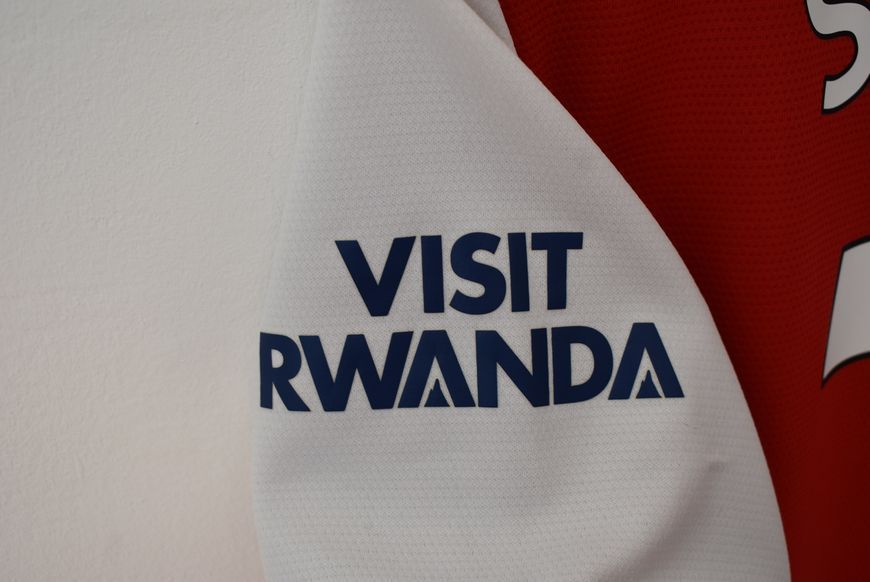 Arsenal 2021-2022 hjemmebanetr&oslash;je Adidas i st&oslash;rrelse M med Bukayo Saka p&aring; ryggen 4881 FOTO