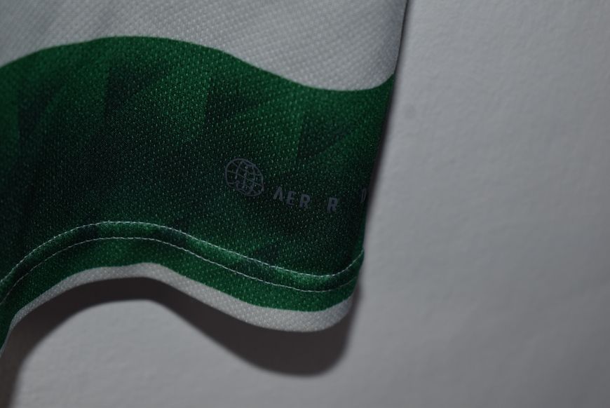 Celtic 2022-2023 home shirt Adidas in size L with Jota on the back 4837 PHOTO