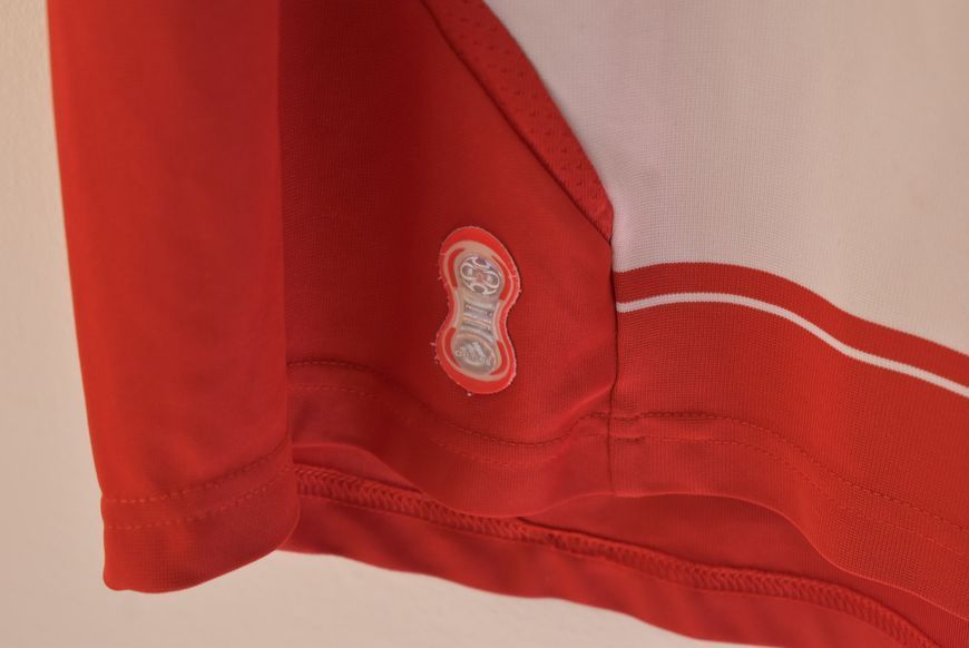 Bayern M&uuml;nchen 2007-2008 Adidas hjemmebanetr&oslash;je i st&oslash;rrelse M med Mark van Bommel p&aring; ryggen 5083 FOTO