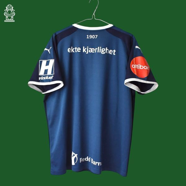 Str&oslash;msgodset 2018 home shirt Puma L 4937 PHOTO