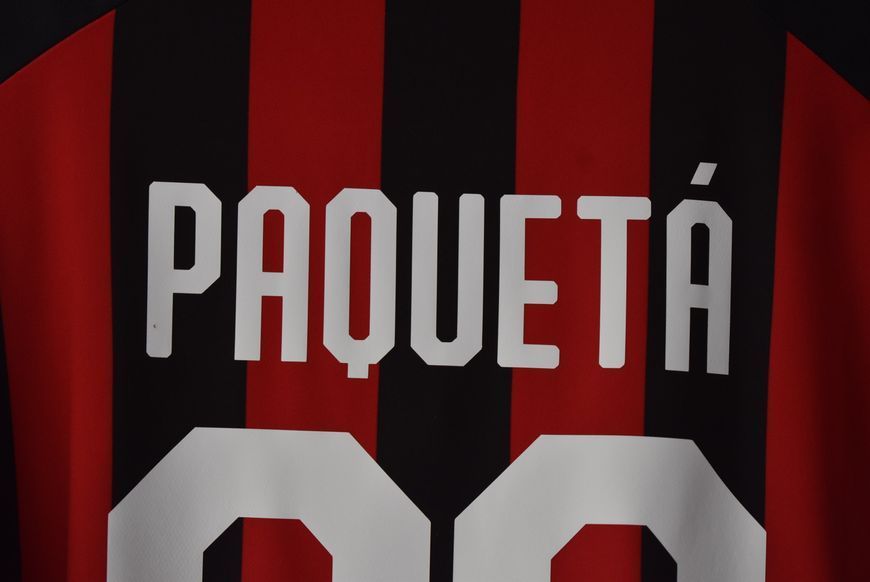 AC Milan 2018-2019 domowa koszulka Puma w rozmiarze L z Lucas Paqueta na plecach 4987 ZDJECIE