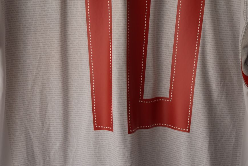 Sevilla 2009-2010 home shirt Joma size L with Luis Fabiano on the back 4989 PHOTO