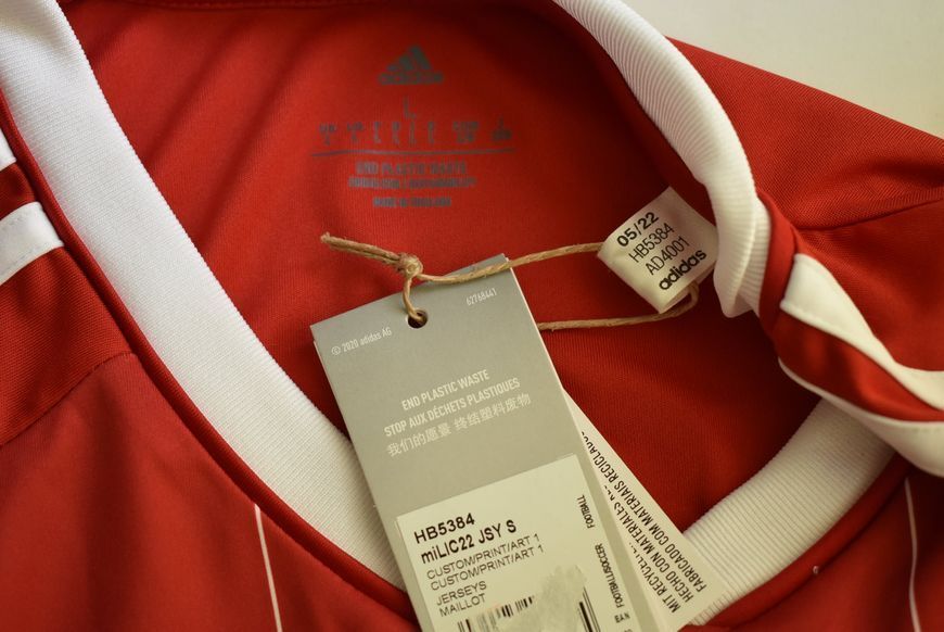 BNWT Fortuna D&uuml;sseldorf 2022-2023 domowa koszulka Adidas w rozmiarze XL z Michałem Karbownikiem na plecach 4752 ZDJECIE