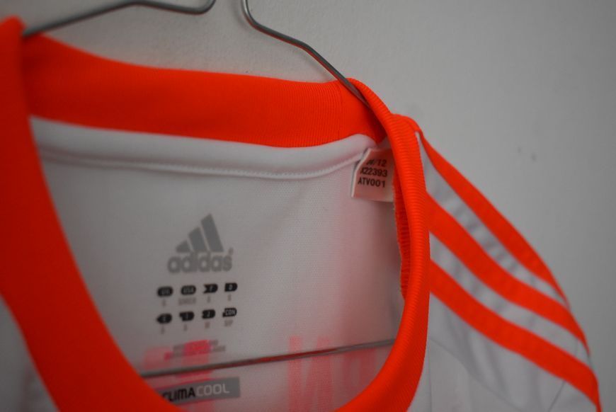 Bayern Monachium 2012-2013 wyjazdowa koszulka Adidas w rozmiarze S z Luiz Gustavo na plecach 4847 ZDJECIE