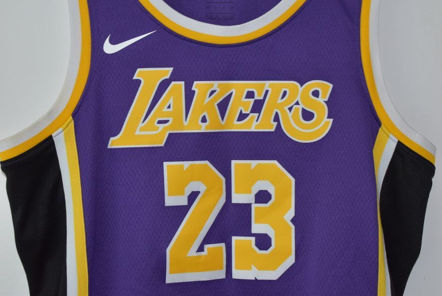 Los Angeles Lakers NBA swingman jersey Nike i st&oslash;rrelse S med LeBron James p&aring; ryggen 5040 FOTO