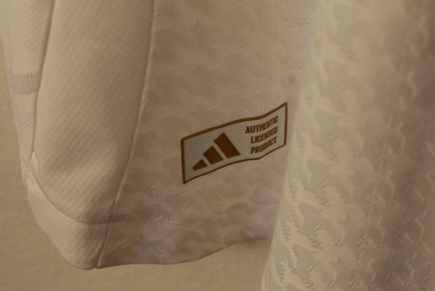 BNWT PLAYER ISSUE Real Madrid 2024-2025 home shirt L Arda G&uuml;ler 4897 PHOTO