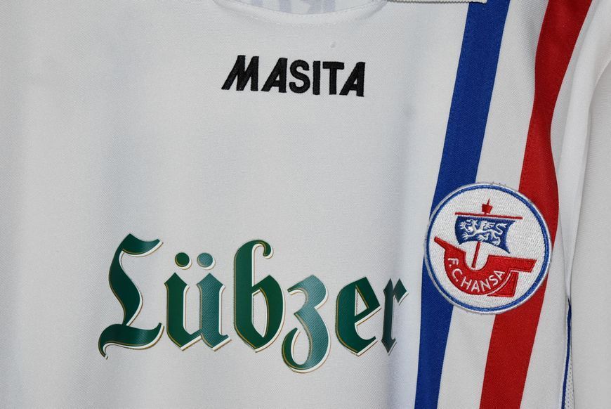 Hansa Rostock 2008-2009 home shirt Masita in size L with Tobias Rathgeb on the back 4848 PHOTO