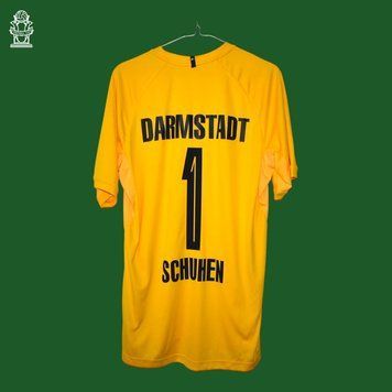 SV Darmstadt 98 2020-2021 goalkeeper shirt Craft in size M with Marcel Schuhen on the back 4849 PHOTO