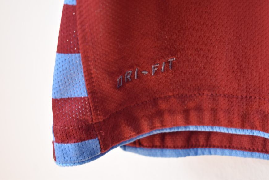 Aston Villa 2010-2011 domowa koszulka Nike w rozmiarze XXL z Robert Pires na plecach 4805 ZDJECIE