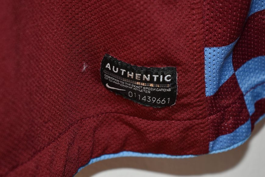 Aston Villa 2010-2011 domowa koszulka Nike w rozmiarze XXL z Robert Pires na plecach 4805 ZDJECIE