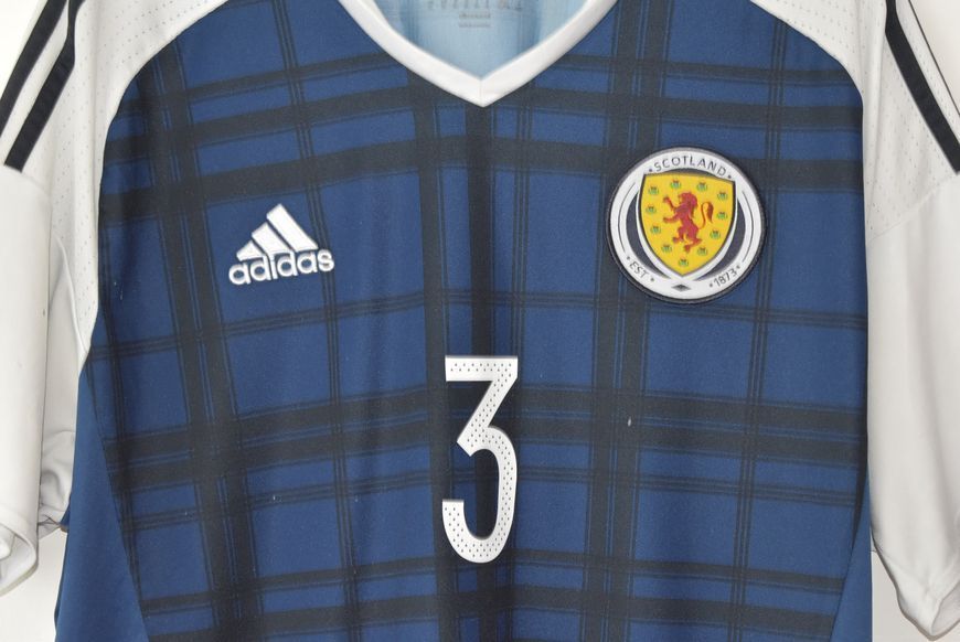Szkocja 2016-2017 domowa koszulka Adidas w rozmiarze XL z Andrew Robertson na plecach 5042 ZDJECIE