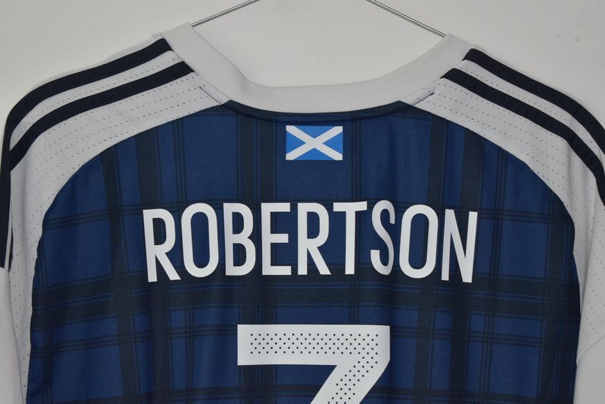 Szkocja 2016-2017 domowa koszulka Adidas w rozmiarze XL z Andrew Robertson na plecach 5042 ZDJECIE
