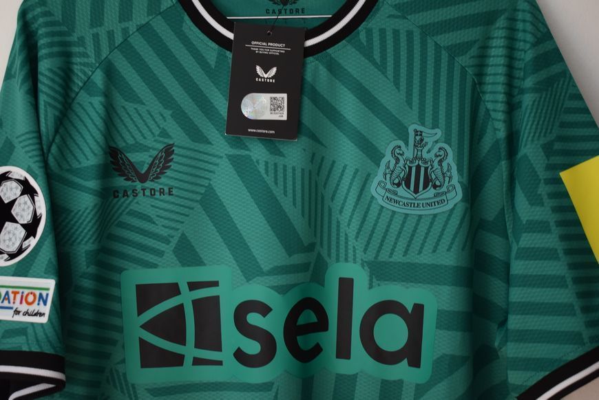 BNWT PLAYER ISSUE Newcastle United 2023-2024 udebanetr&oslash;je Castore str. L med Anthony Gordon 4882 FOTO