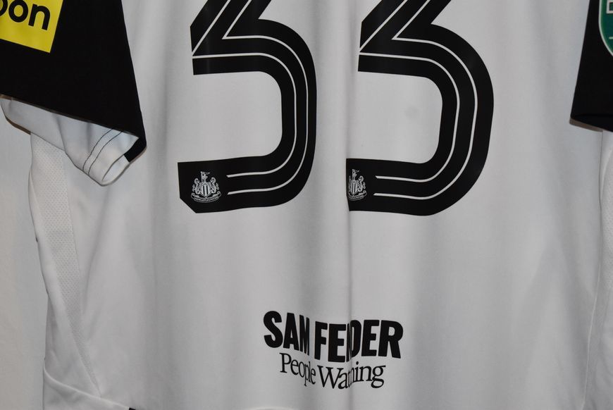 Newcastle United 2024-2025 domowa koszulka Adidas w rozmiarze XXL z Dan Burn na plecach 5142 ZDJECIE