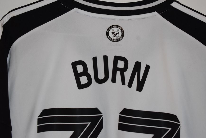 Newcastle United 2024-2025 domowa koszulka Adidas w rozmiarze XXL z Dan Burn na plecach 5142 ZDJECIE