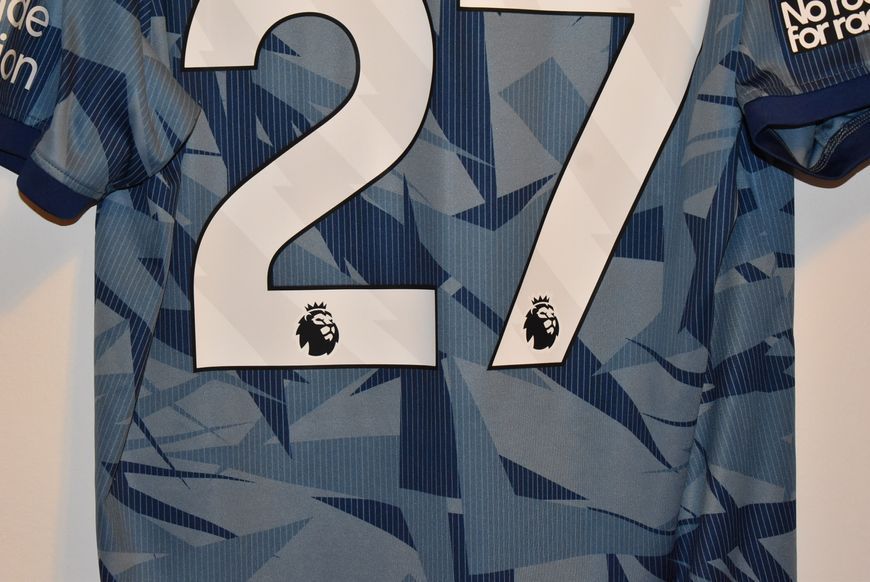 Aston Villa 2023-2024 wyjazdowa koszulka Castore w rozmiarze L z Morgan Rogers na plecach 5143 ZDJECIE