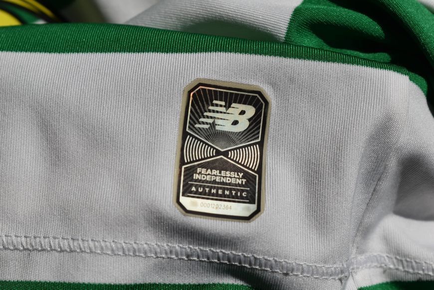 Celtic 2019-2020 domowa koszulka New Balance w rozmiarze L z Jeremie Frimpong na plecach 4807 ZDJECIE