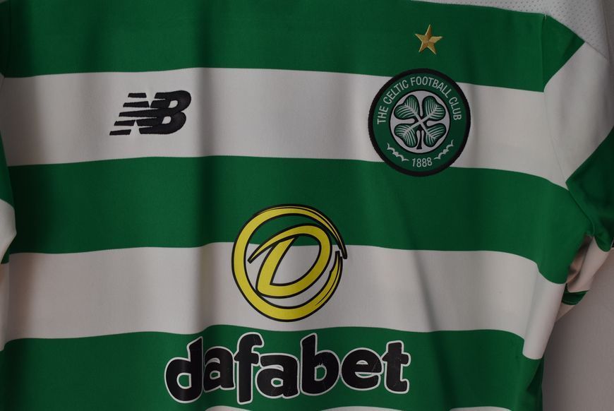 Celtic 2019-2020 domowa koszulka New Balance w rozmiarze L z Jeremie Frimpong na plecach 4807 ZDJECIE