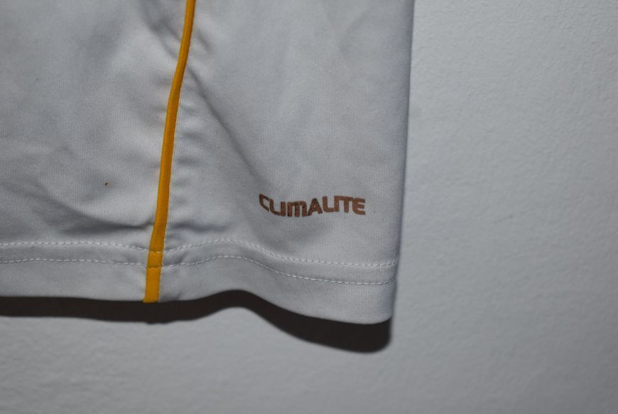 Los Angeles LA Galaxy 2010-2011 home shirt Adidas in size S with David Beckham on the back 4851 PHOTO