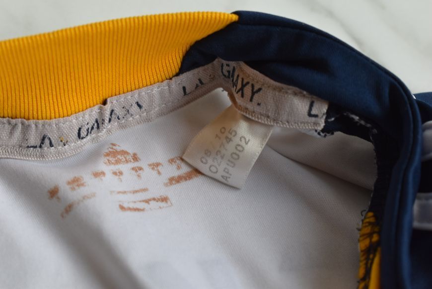 Los Angeles LA Galaxy 2010-2011 home shirt Adidas in size S with David Beckham on the back 4851 PHOTO