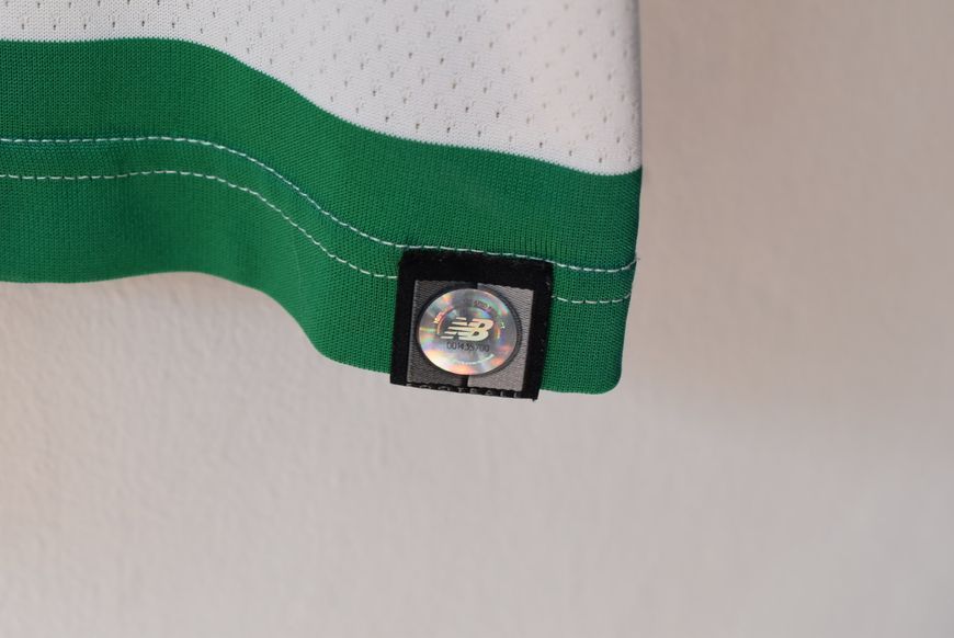 Celtic 2017-2018 domowa koszulka New Balance w rozmiarze M z Erik Sviatchenko na plecach 4808 ZDJECIE