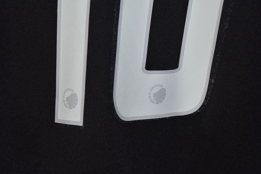 Copenhagen 2009-2010 away shirt Kappa in size M with Jesper Gr&oslash;nkj&aelig;r on the back 4854 PHOTO