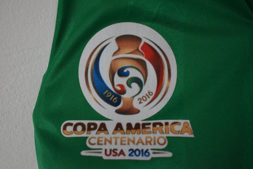 Mexico COPA 2016 home Adidas shirt in size M with Chicharito Hernandez on the back 4613 PHOTO