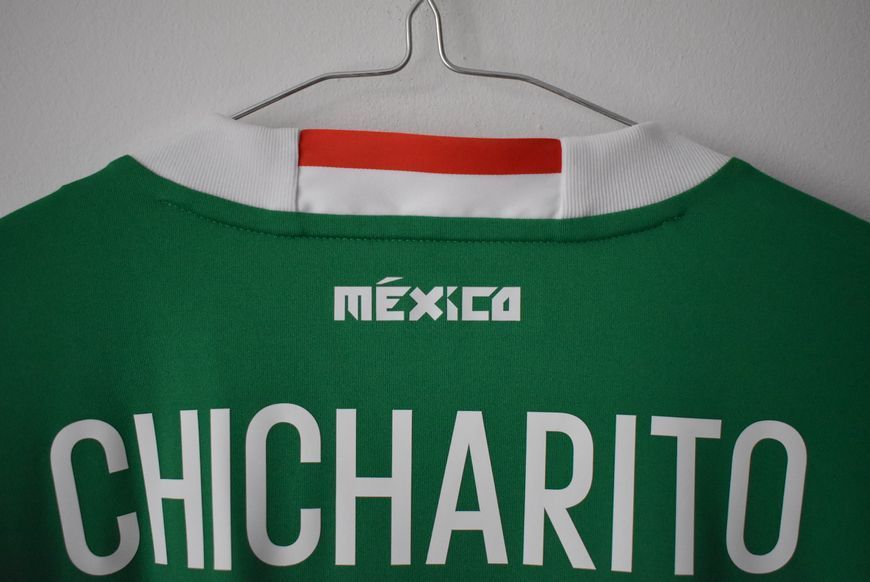 Mexico COPA 2016 home Adidas shirt in size M with Chicharito Hernandez on the back 4613 PHOTO