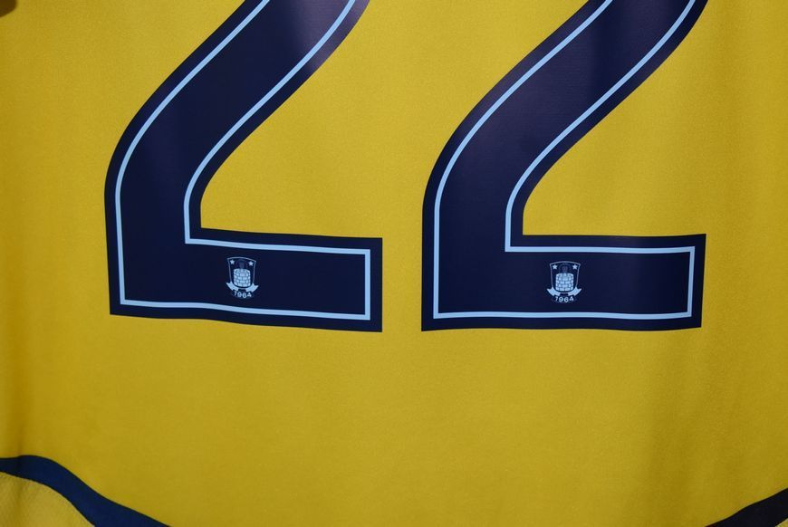 Br&oslash;ndby IF 2014-2015 domowa koszulka Hummel w rozmiarze L z Daniel Agger na plecach 4812 ZDJECIE