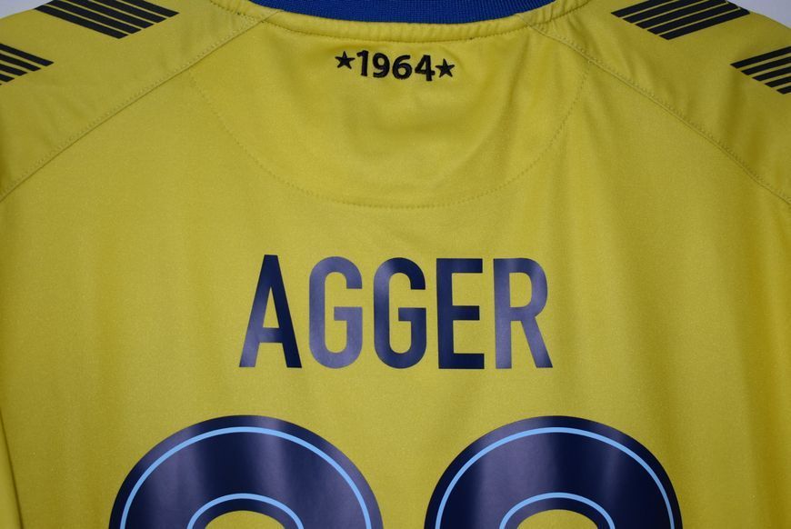 Br&oslash;ndby IF 2014-2015 domowa koszulka Hummel w rozmiarze L z Daniel Agger na plecach 4812 ZDJECIE