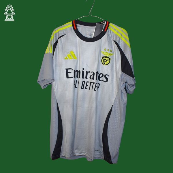 SL Benfica 2024-2025 away shirt Adidas in size L with Angel Di Maria on the back 4857 PHOTO