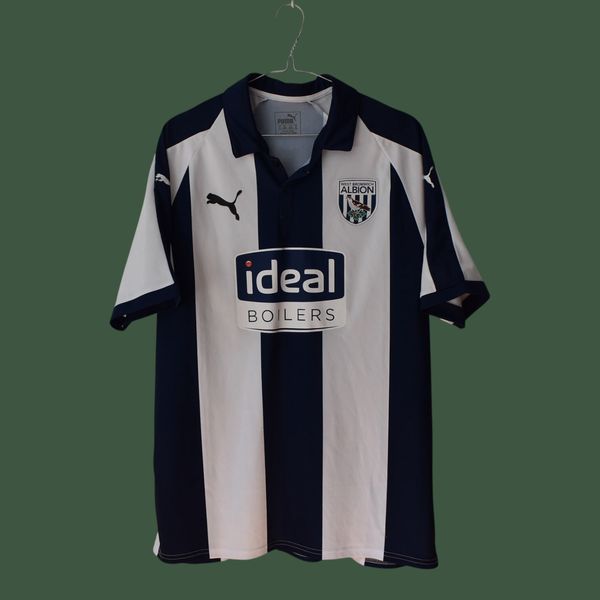 West Bromwich Albion 2018-2019 hjemmebanetr&oslash;je Puma str. L med Morgan Rogers p&aring; ryggen 5001 FOTO