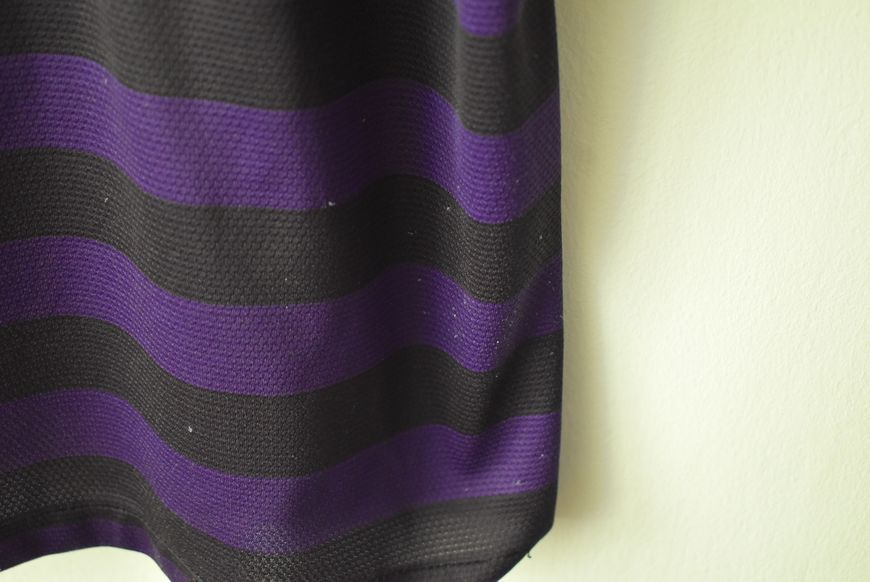 Arsenal 2012-2013 away Nike shirt in size M with Mikel Arteta on the back 4764 PHOTO