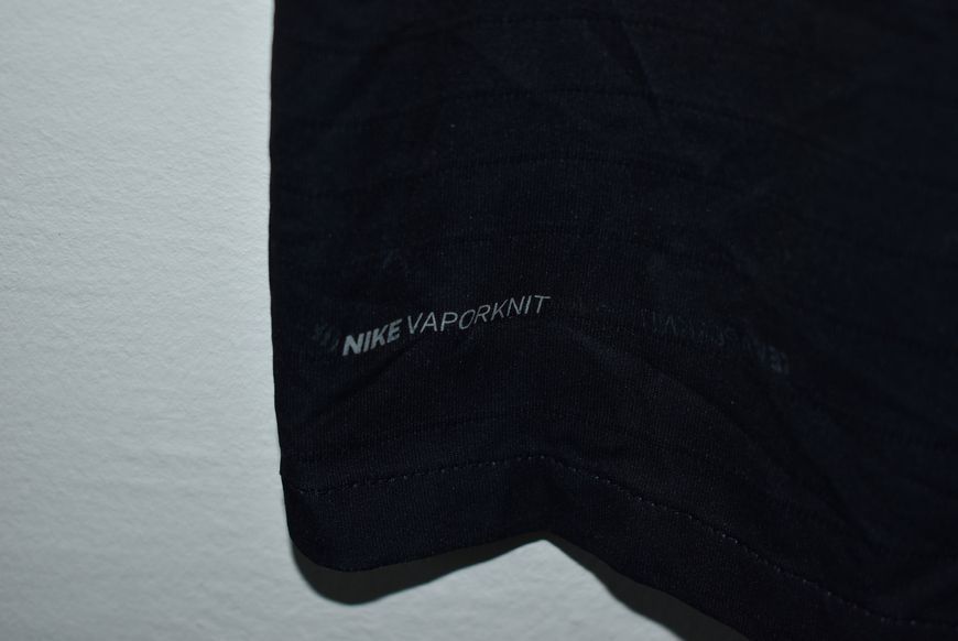 PLAYER ISSUE PSG Paris Saint Germain 2019-2020 fourth shirt Nike Jordan in size M with Kylian Mbapp&eacute; on the back 4814 PHOTO