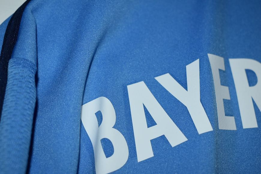 Bayern M&uuml;nchen 2015-2016 lang&aelig;rmet m&aring;lmandstr&oslash;je i st&oslash;rrelse M med Manuel Neuer p&aring; ryggen 5101 FOTO