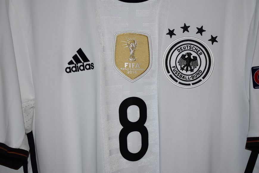 Niemcy EURO 2016 domowa koszulka Adidas w rozmiarze M z Mesut &Ouml;zil na plecach 4666 ZDJECIE