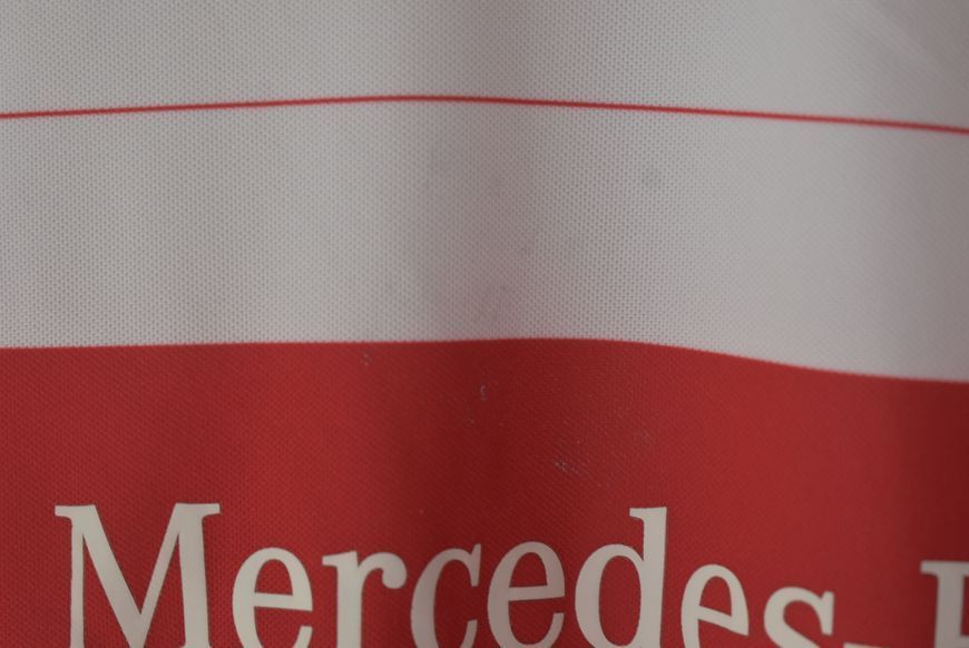VfB Stuttgart 2013-2014 home shirt Puma in size L with Martin Harnik on the back 5051 PHOTO