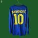 Sverige 2005 udebanetr&oslash;je retro Umbro med lange &aelig;rmer i st&oslash;rrelse L med Zlatan Ibrahimović p&aring; ryggen 4690 FOTO 1