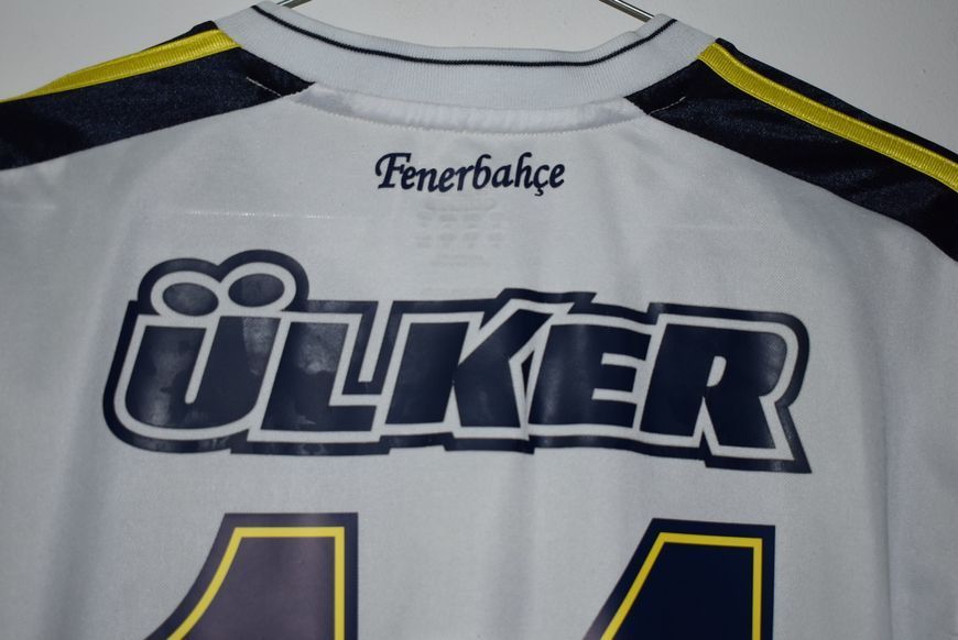 Fenerbahce 2012-2013 udebanetr&oslash;je Adidas i st&oslash;rrelse M med Raul Meireles p&aring; ryggen 4816 FOTO