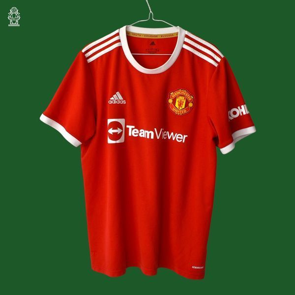 Manchester United 2021-2022 domowa koszulka Adidas w rozmiarze L z Cristiano Ronaldo na plecach 4719 ZDJECIE