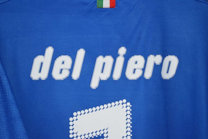 Italy EURO 2008 home shirt Puma in size XL with Alessandro Del Piero on the back 4819 PHOTO