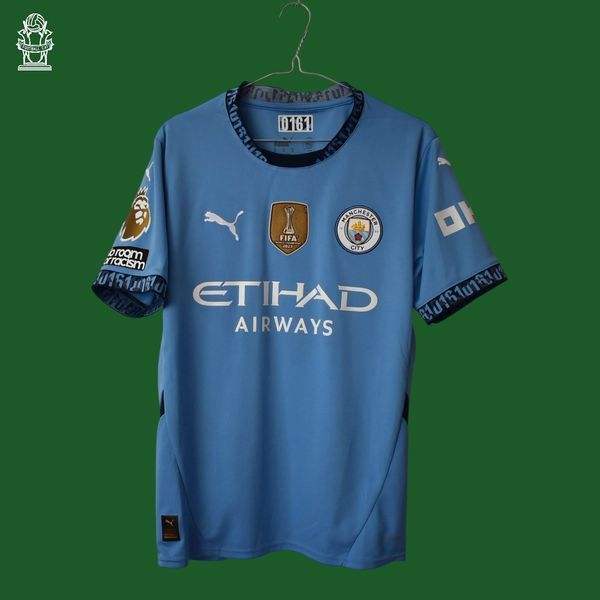 Manchester City 2024-2025 home shirt Puma in size M with Omar Marmoush on the back 4958 PHOTO