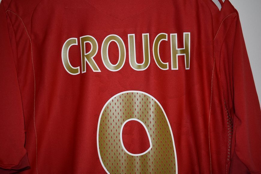 England 2005-2006 hjemmetr&oslash;je retro Umbro i st&oslash;rrelse M med Peter Crouch p&aring; ryggen 4671 FOTO