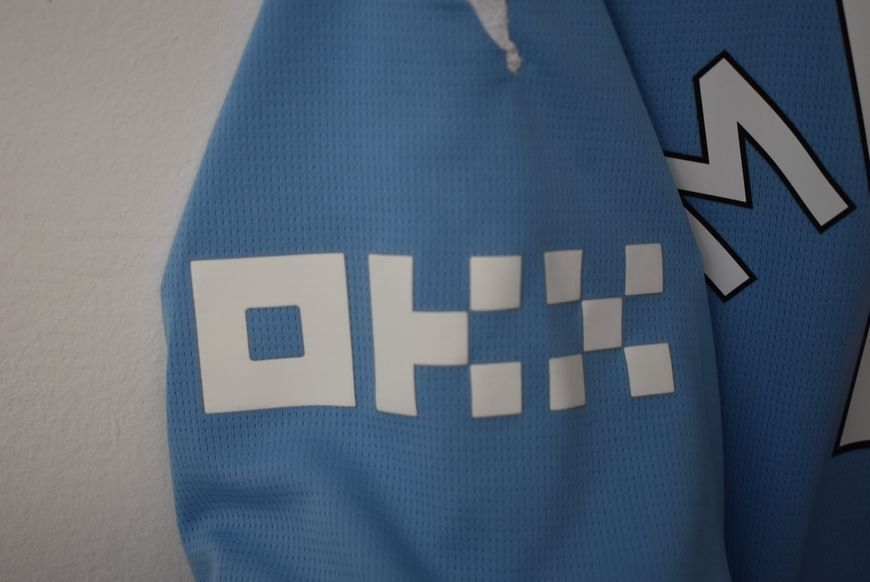 Manchester City 2024-2025 home shirt Puma in size M with Omar Marmoush on the back 4958 PHOTO