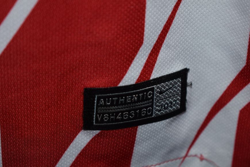 Atletico Madrid 2017-2018 hjemme tr&oslash;je Nike i st&oslash;rrelse XL med Antoine Griezmann p&aring; ryggen 4573 FOTO