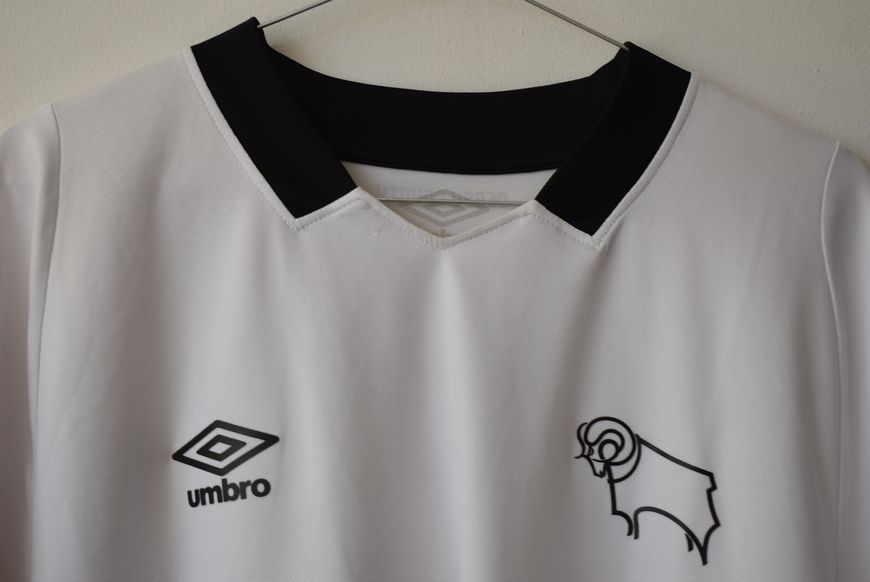 Derby County 2022-2023 domowa koszulka Umbro w rozmiarze XL z William Osula na plecach 4523 ZDJECIE