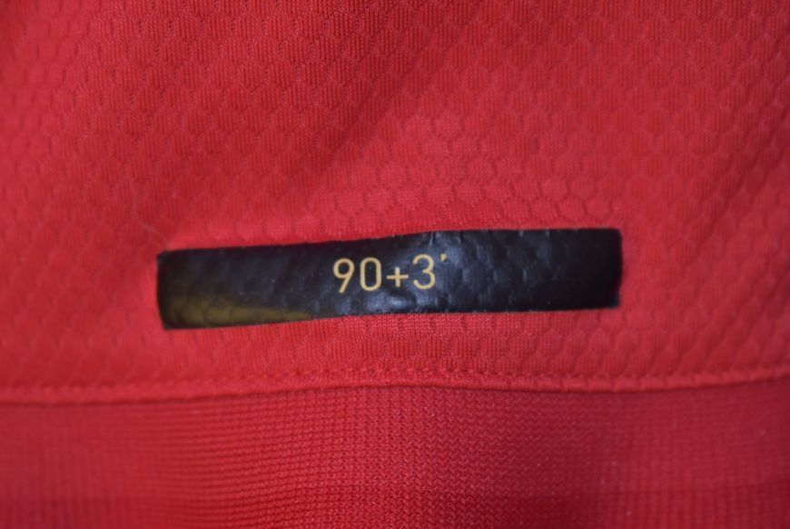 Manchester United 2019-2020 hjemmebanetr&oslash;je Adidas i st&oslash;rrelse S med David Beckham p&aring; ryggen 5057 FOTO