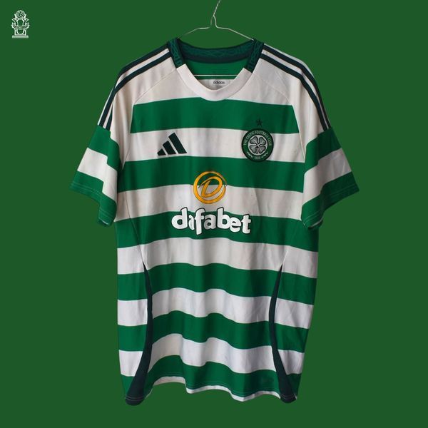 Celtic 2024-2025 home Adidas shirt in size XL with Maik Nawrocki on the back 4722 PHOTO