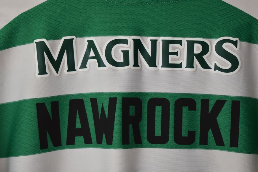 Celtic 2024-2025 home Adidas shirt in size XL with Maik Nawrocki on the back 4722 PHOTO
