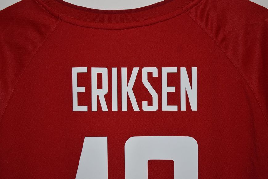 Dania MŚ 2022 domowa koszulka Hummel w rozmiarze XL z Christian Eriksen na plecach 4673 ZDJECIE